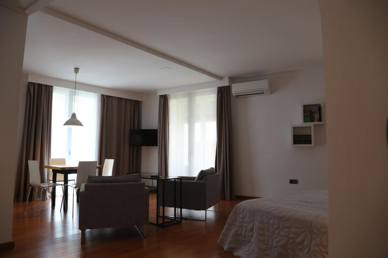 Las Coles Apartasuites Xàtiva المظهر الخارجي الصورة
